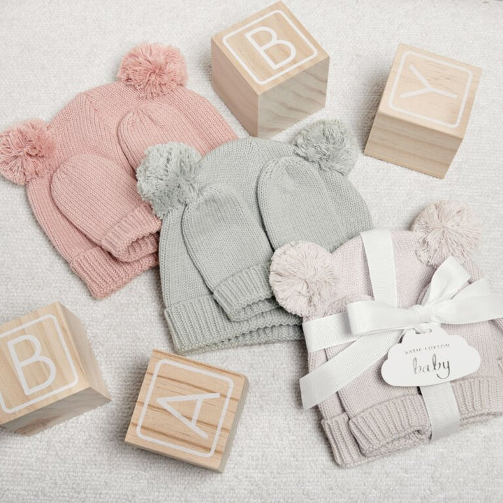 BABY HAT & MITTENS IN PINK