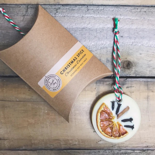 SCENTED DECORATION (CHRISTMAS SPICE) WAX HANGER