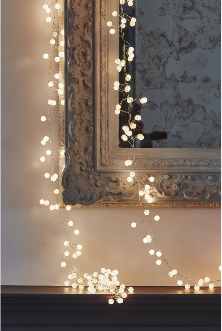 SNOWBERRY WHITE BATTERY LIGHTS