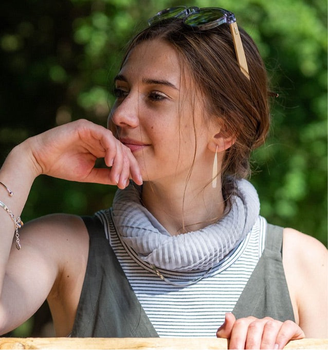 GREY LIGHT WEIGHT CRINKLE SCARF